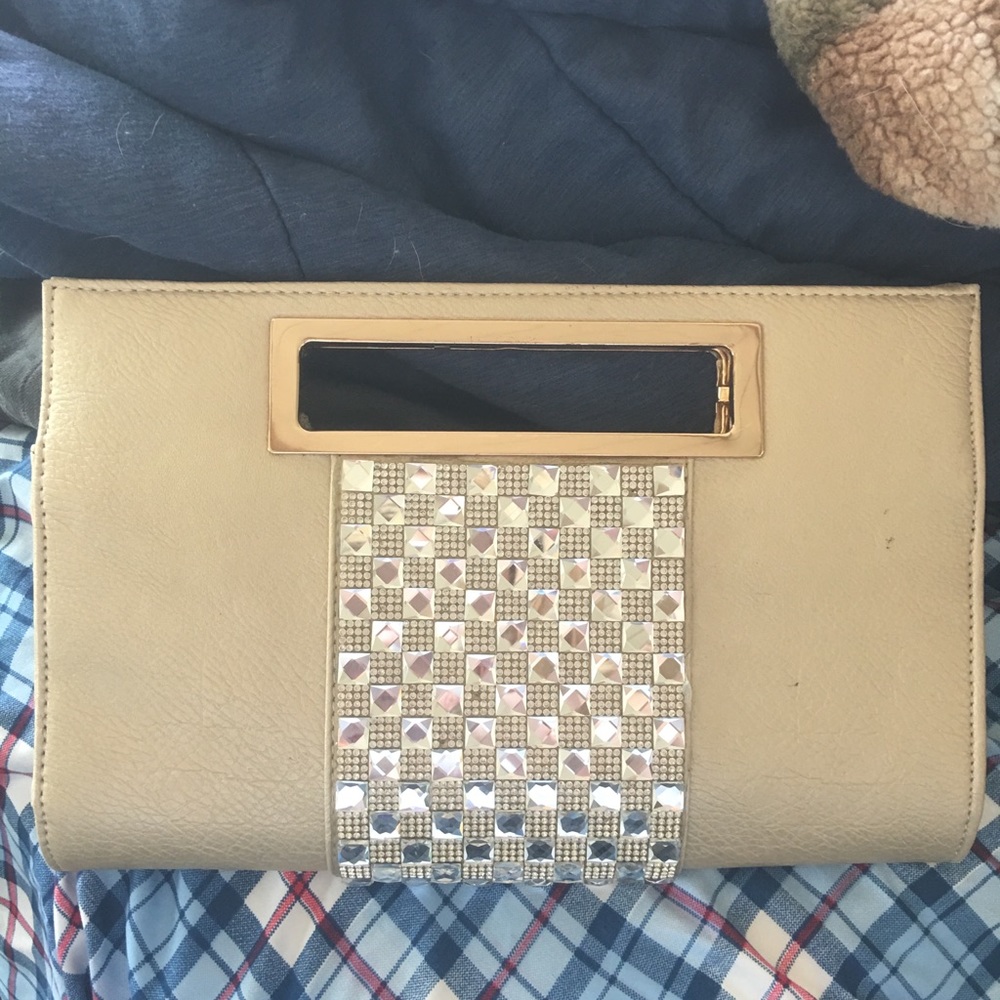 Gold clutch